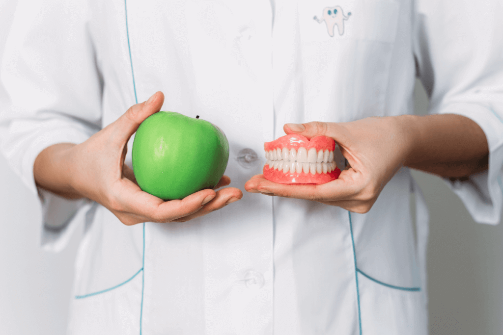 Prótese de Dente: O que você precisa saber antes de fazer o procedimento
